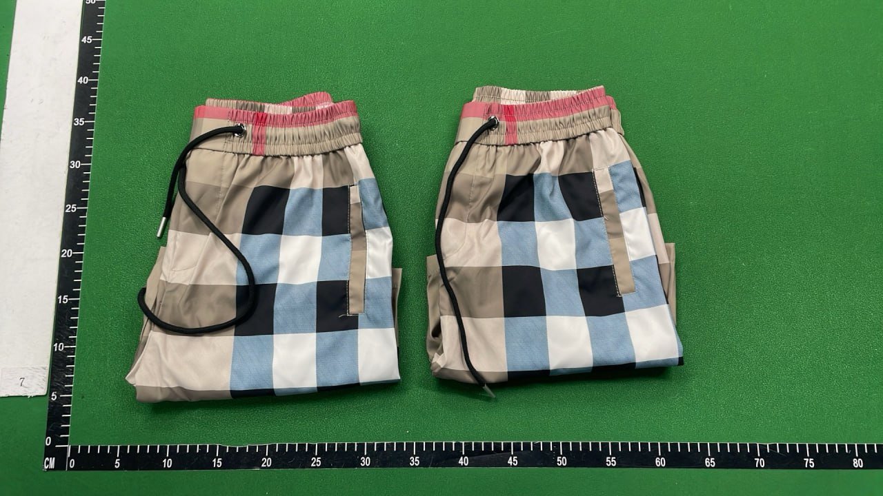 ph004 Burberry Shorts