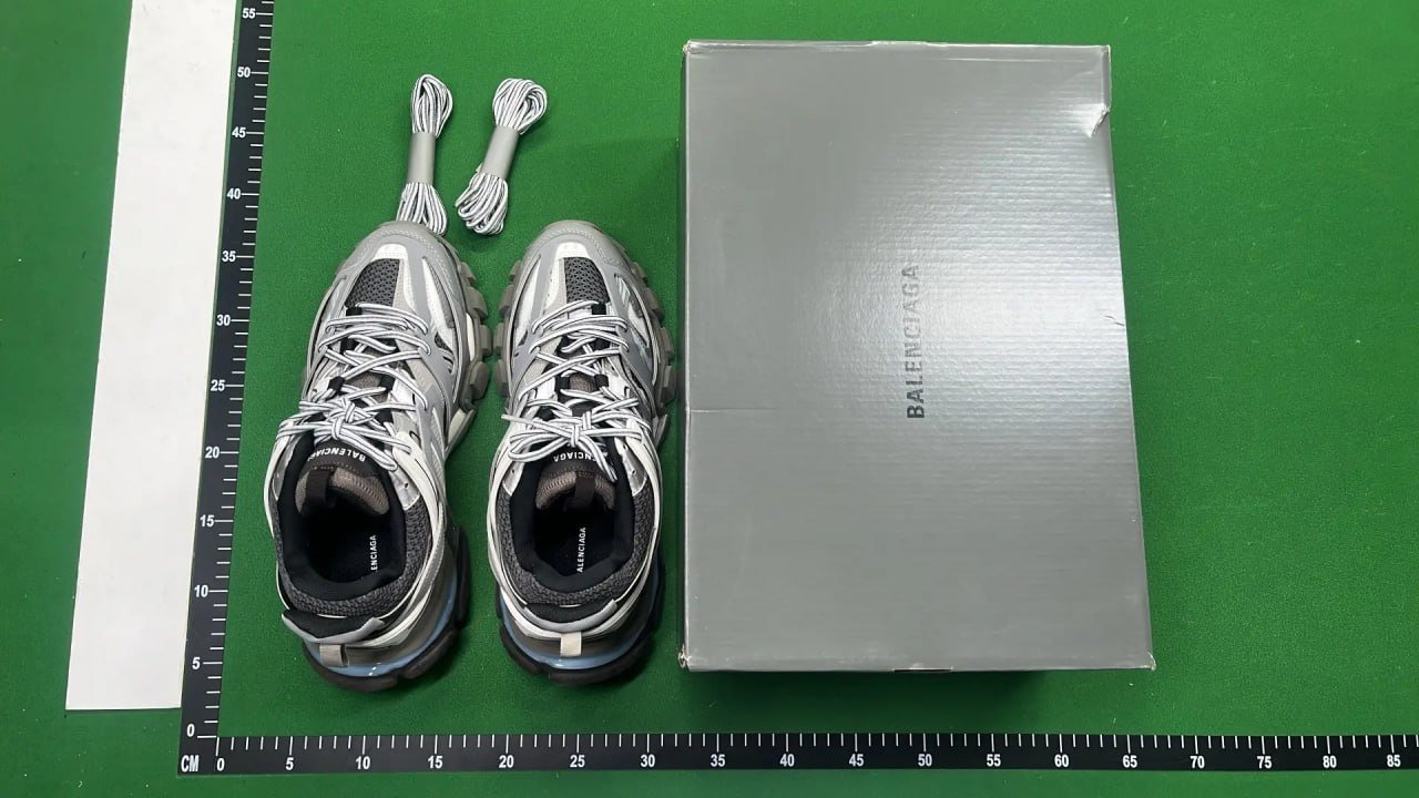 ph028 Balenciaga Track Led