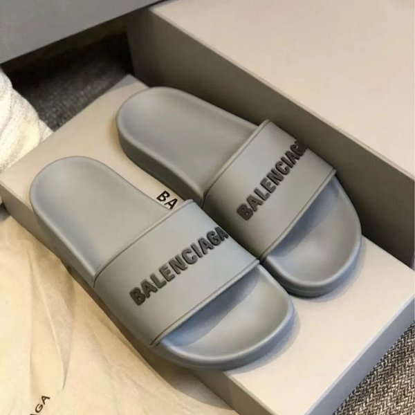 ph040 Balenciaga Slides