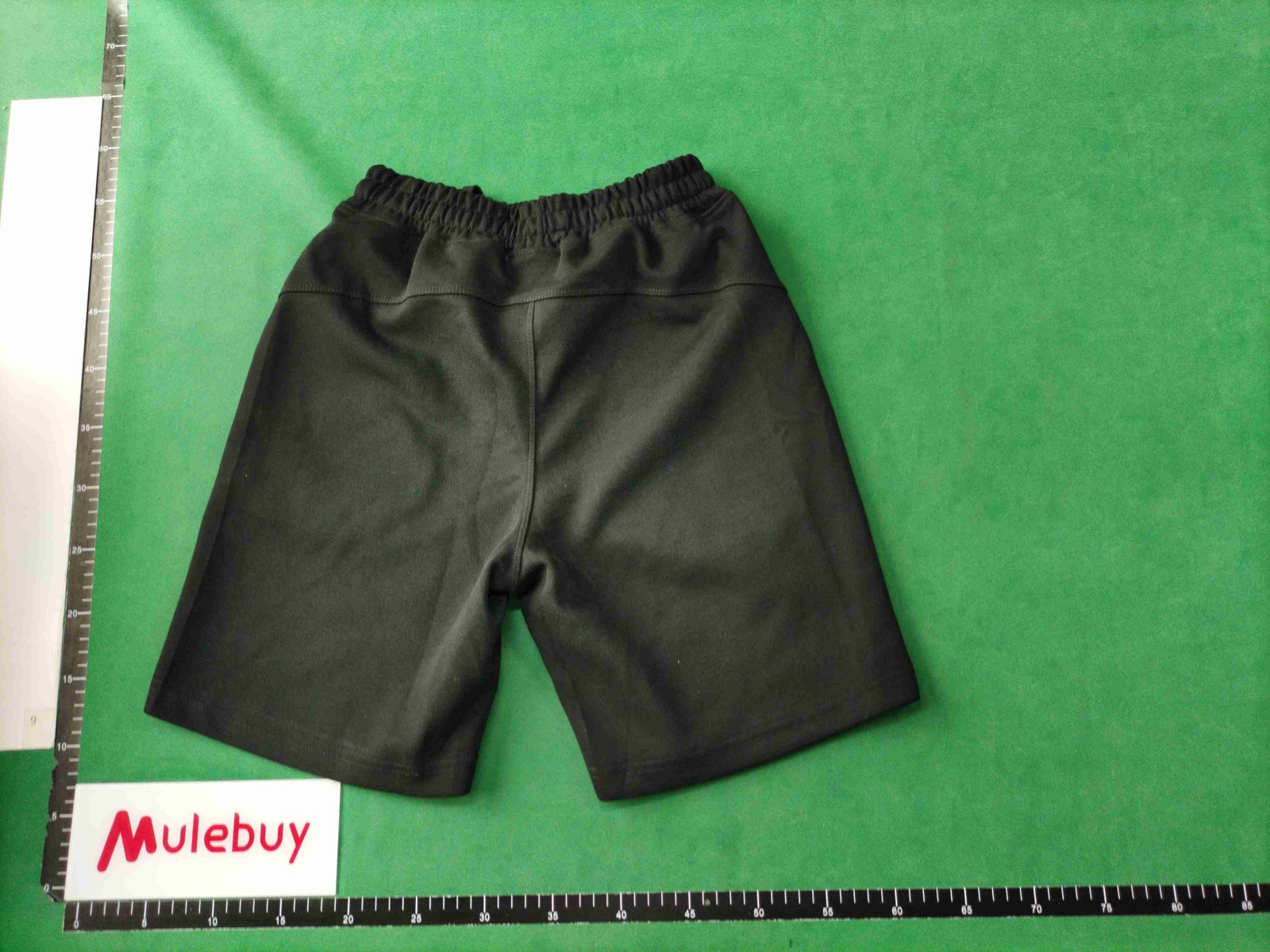 ph046 Ami Shorts