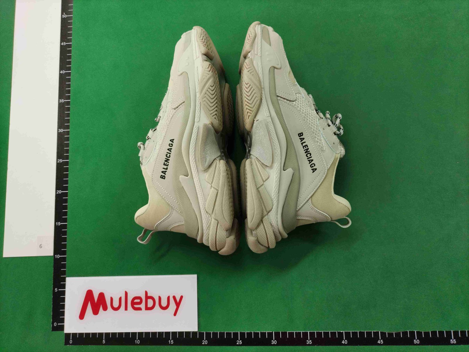 ph056 Balenciaga Triple S