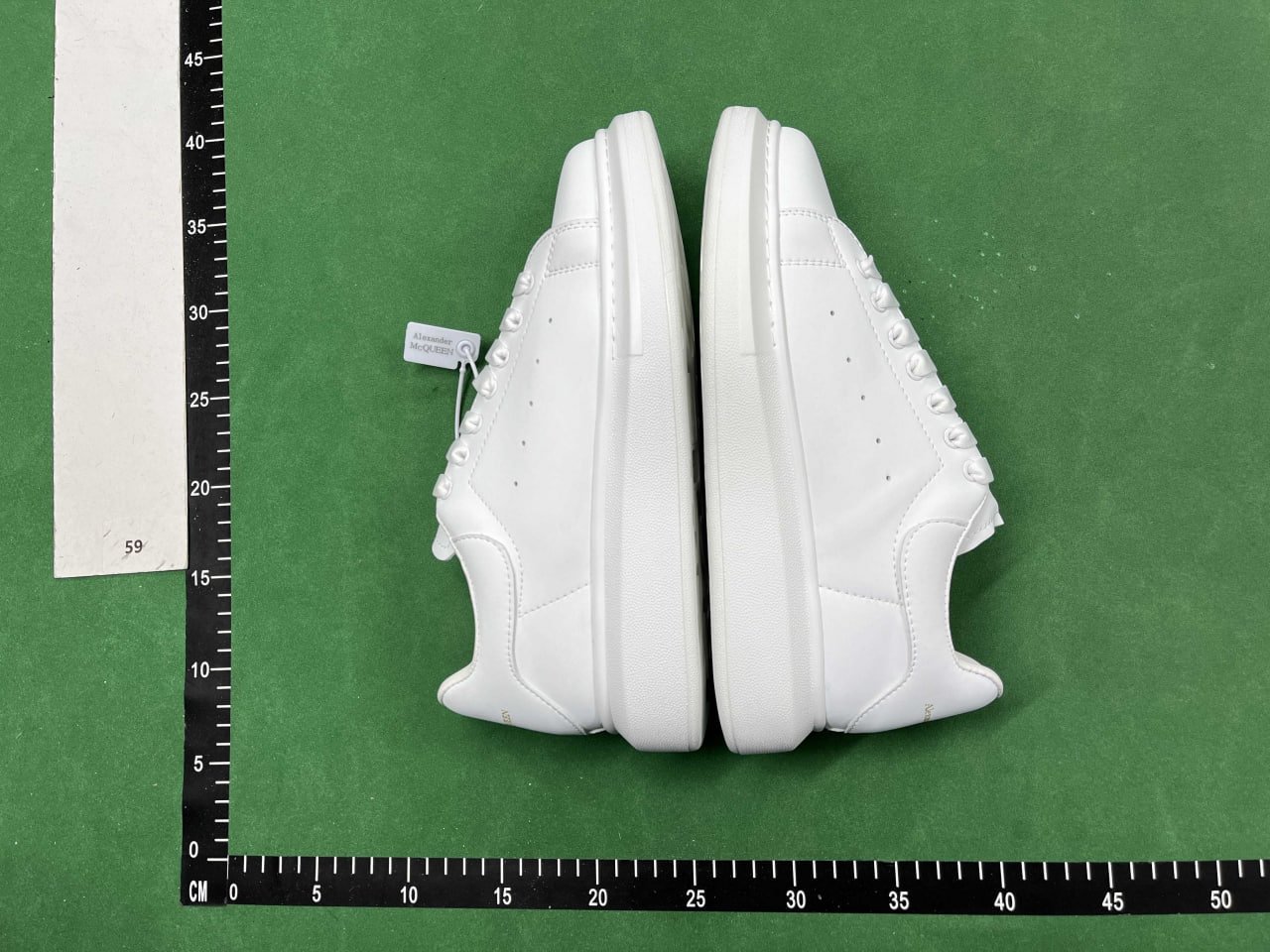 ph066 Alexander McQueen Oversized